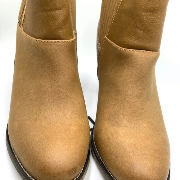 Women’s ALDO pull on ankle boots GYTHA cognac bronze SIZE 9 with original box. - Picture 10 of 12